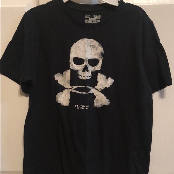 Under Armour Other - Under Armour T-shirt Under Armour Other - Under Armour T-shirt